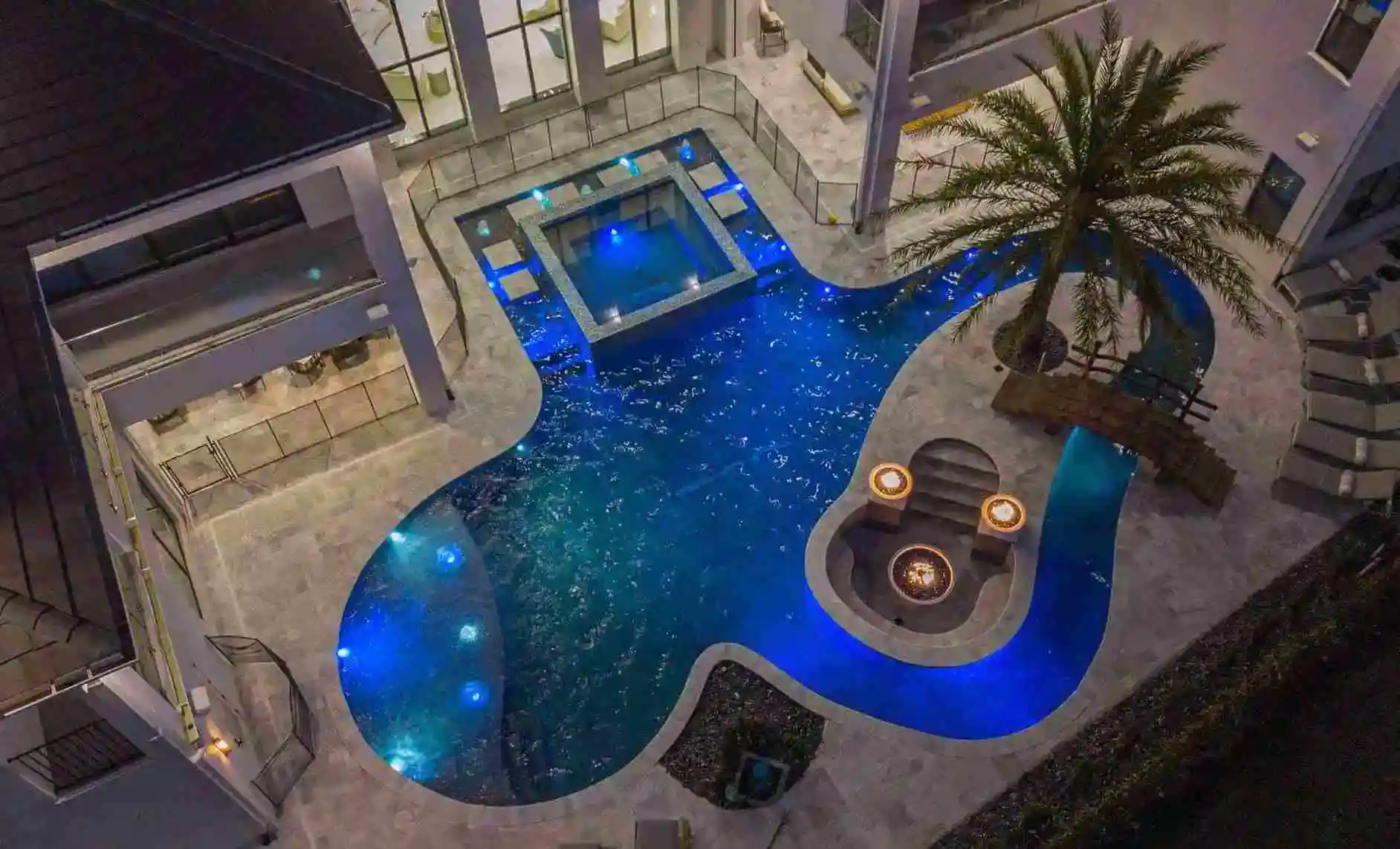 Southern Pool Designs luxury pool construction with custom water features and fountain